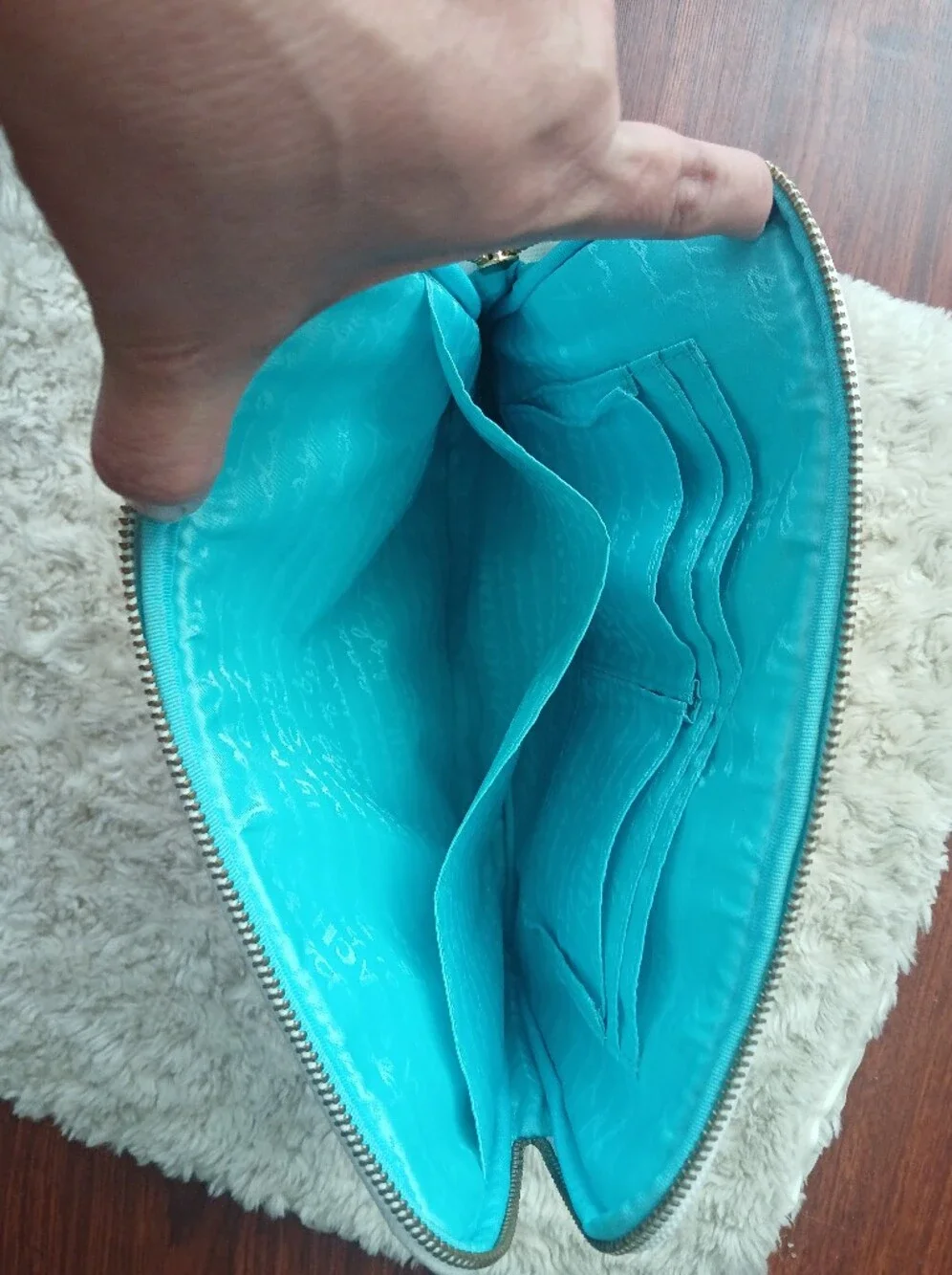 Lilly Pulitzer compact zip